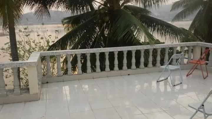 Kaupjai Guesthouse フアイサーイ郡 エクステリア 写真